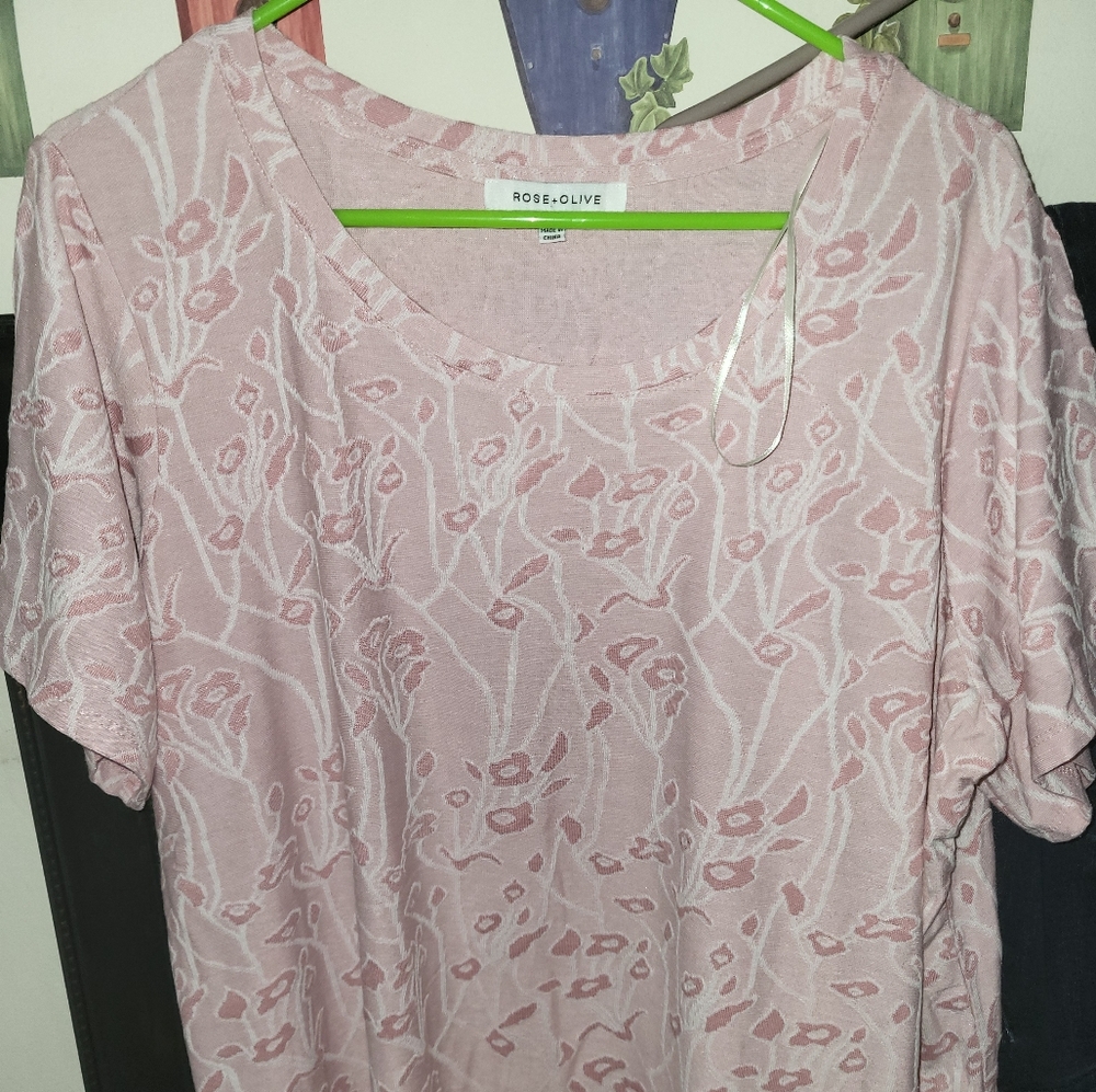 Size 2x short sleeve top
